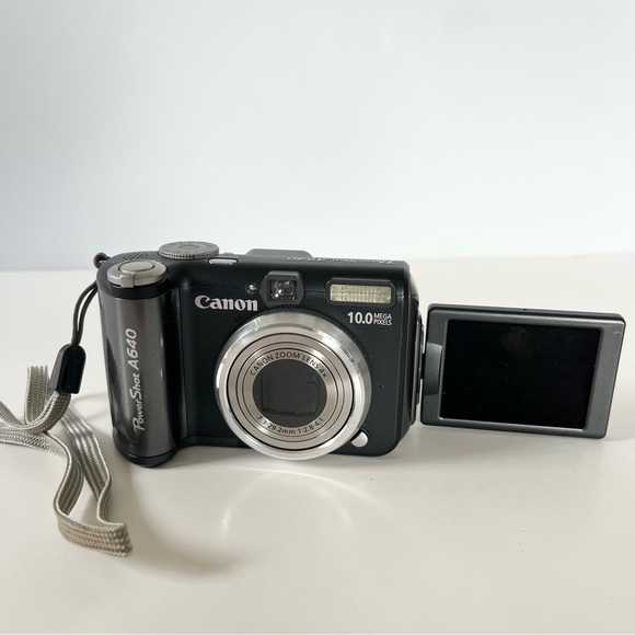Canon Other - Canon PowerShot A610 Silver and Black Digital Camera